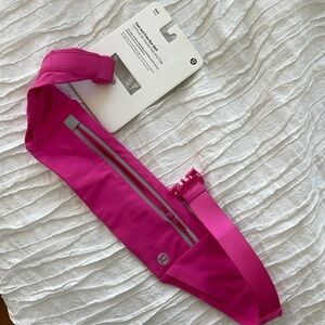 Lululemon Fast and Free Run belt